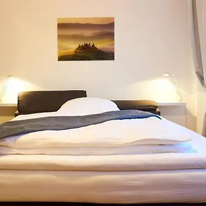  Apartment Ho30